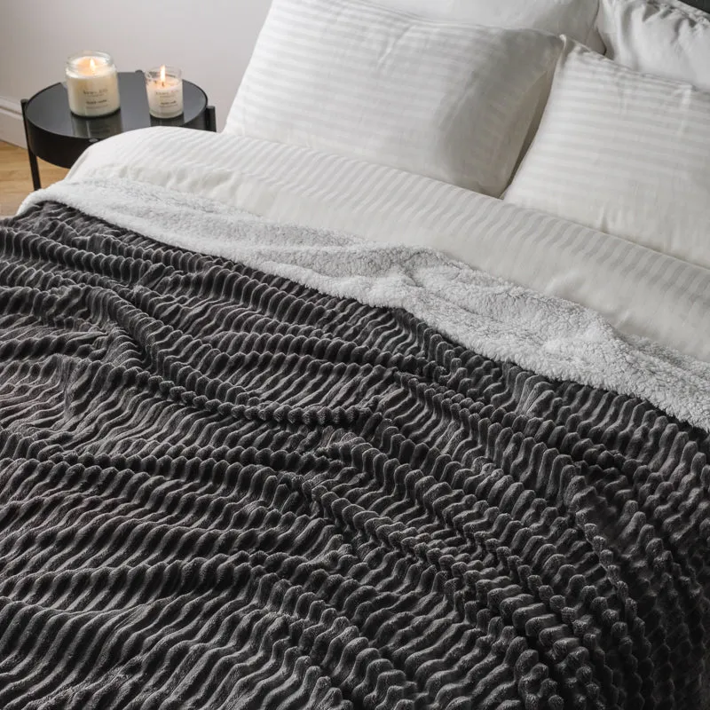 Ribbed Sherpa Fleece Blanket - Charcoal